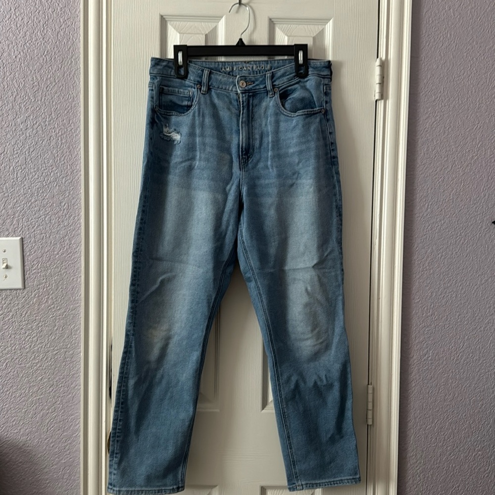 American Eagle Mom Jean